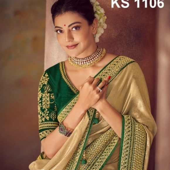 Stunning saree - Picture 2 of 2